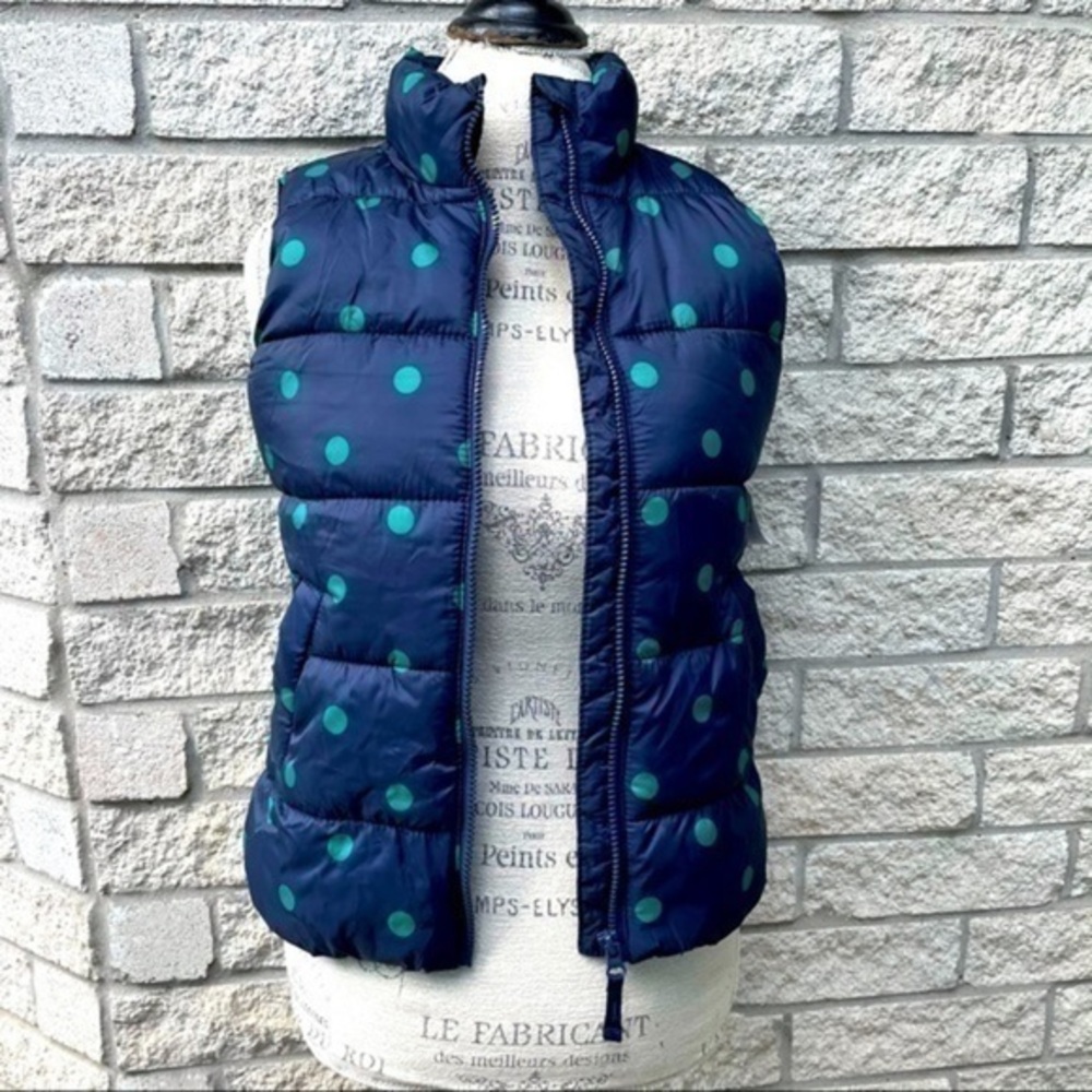 Girls Puffy Vest  size 10-12   HG